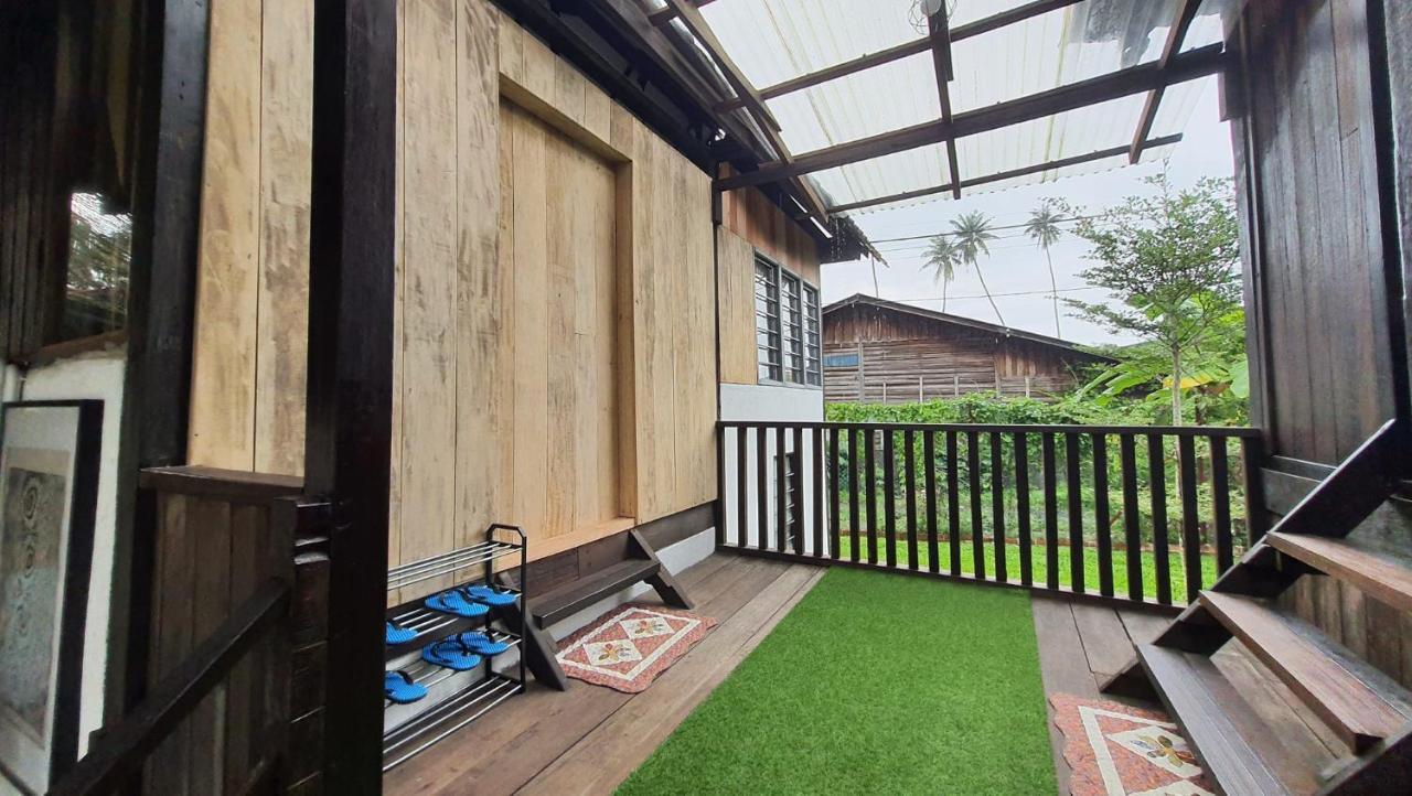 Sayang Di Kaki Bukit Homestay Near Icon City บูกิต เมอร์ตาจัม ภายนอก รูปภาพ
