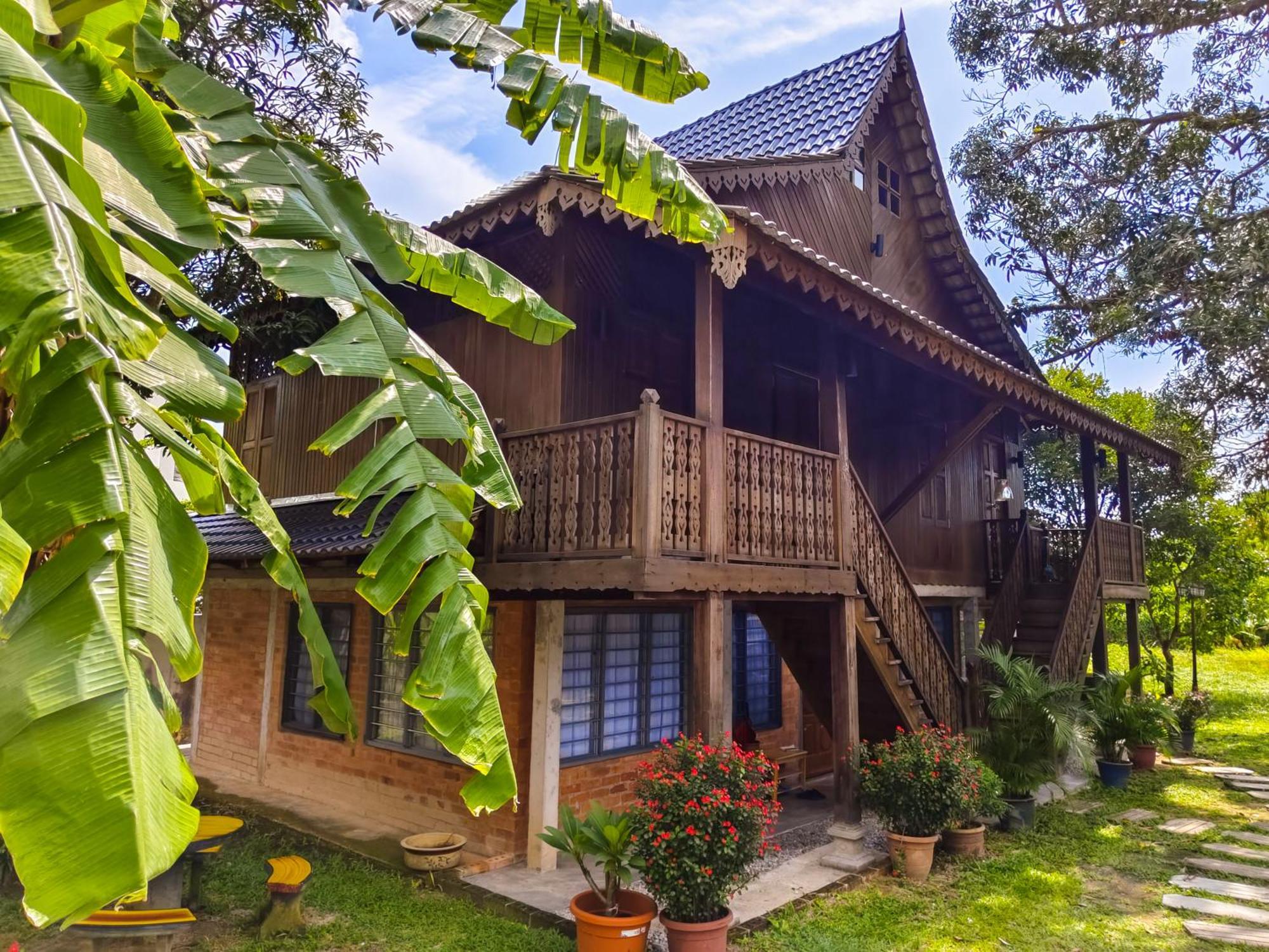 Sayang Di Kaki Bukit Homestay Near Icon City บูกิต เมอร์ตาจัม ภายนอก รูปภาพ